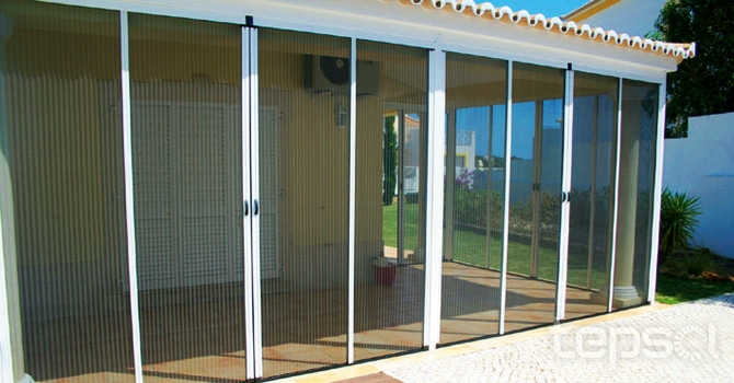 Mosquiteiras Plissadas de Corrente