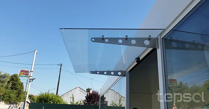 Coberturas para Portas de Entrada