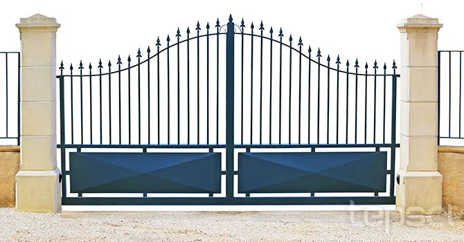 Portões e Automatismos - Portões de Entrada Chapeados