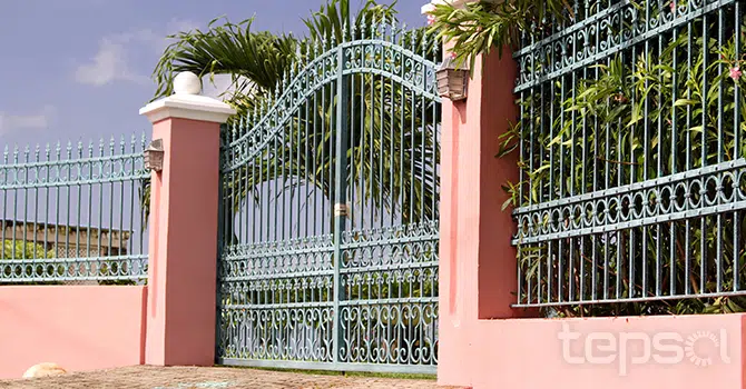 Portões e Automatismos - Portões de Entrada Gradeados