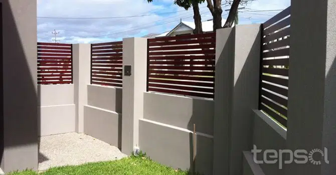 Portões e Automatismos - Portões de Entrada com Painel Ripado