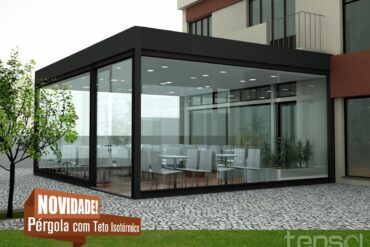 PÉRGOLA COM TETO ISOTÉRMICO