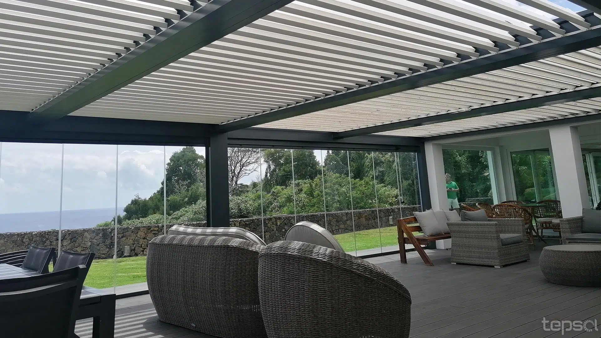 Angra do Heroísmo - Moradia - Pérgola Bioclimática