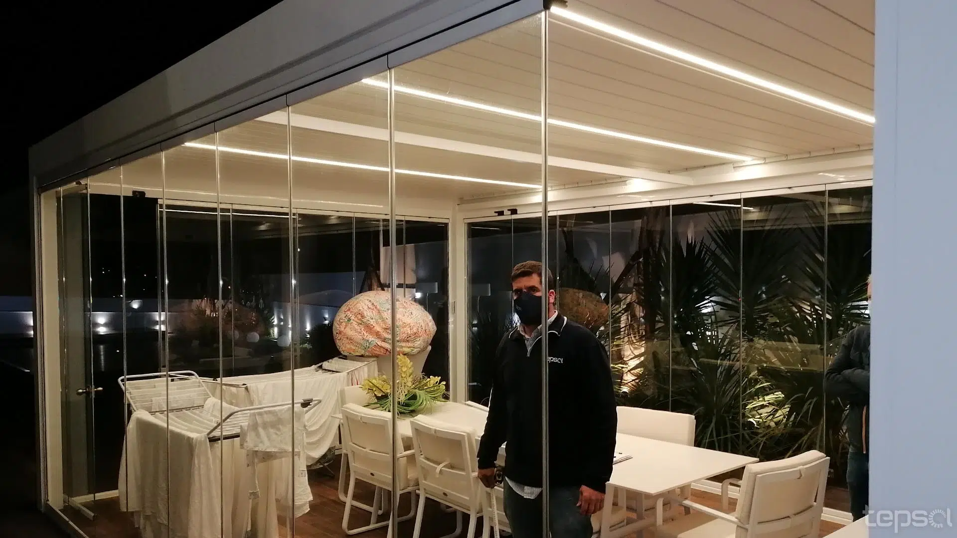Fechos Laterais para Pérgolas