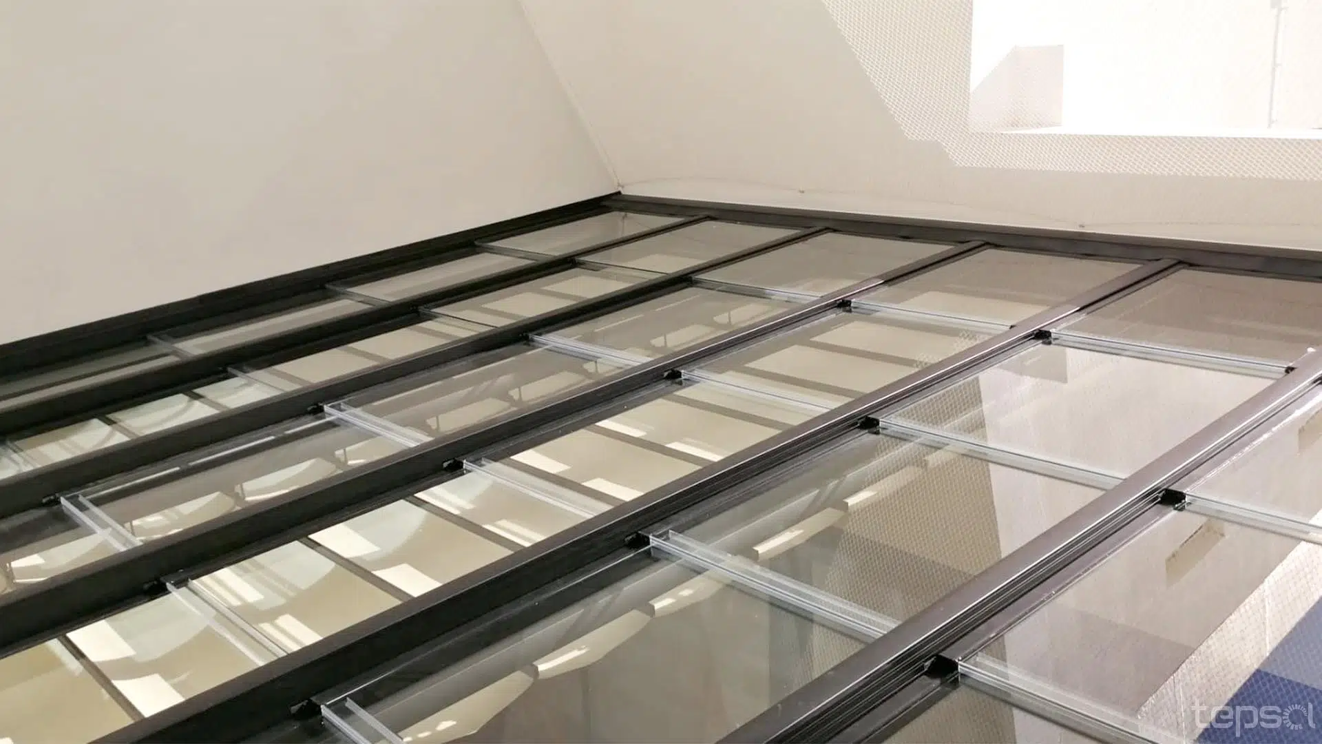 Proteção Solar de Coberturas e Claraboias