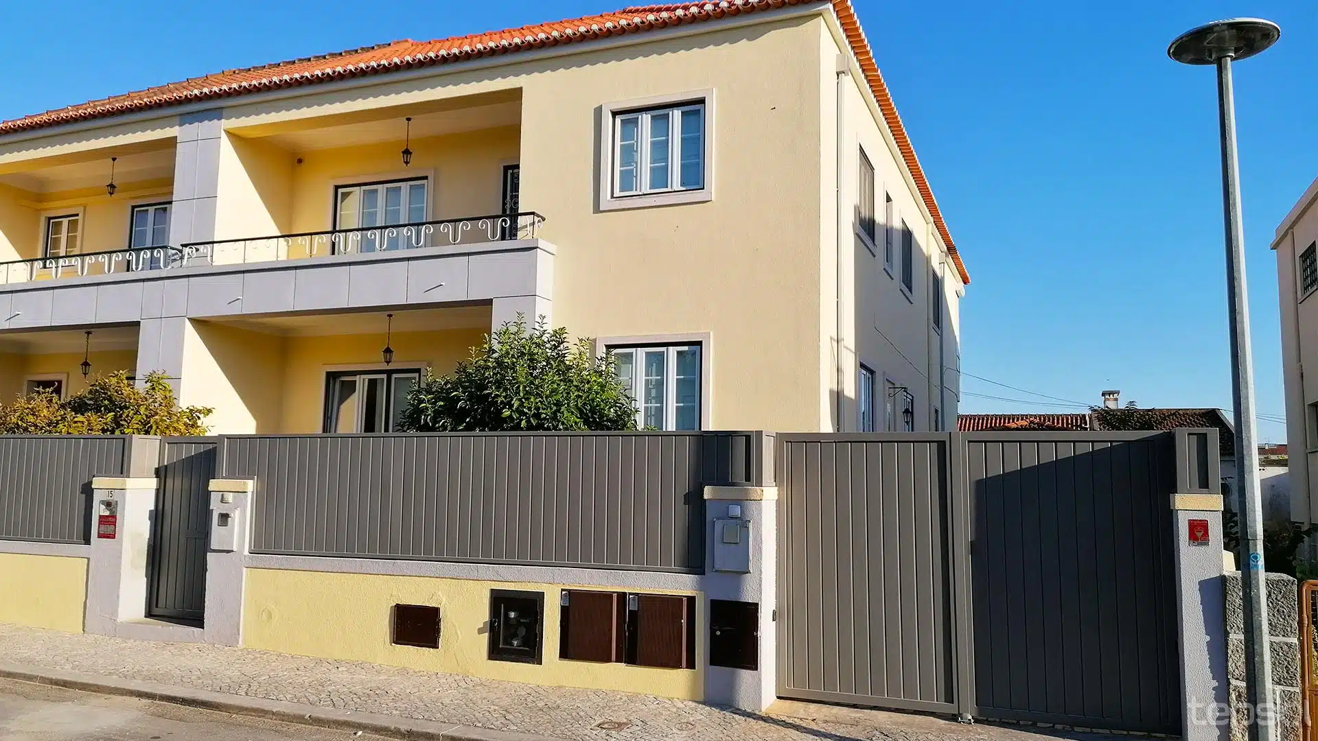 Portões de Batentes